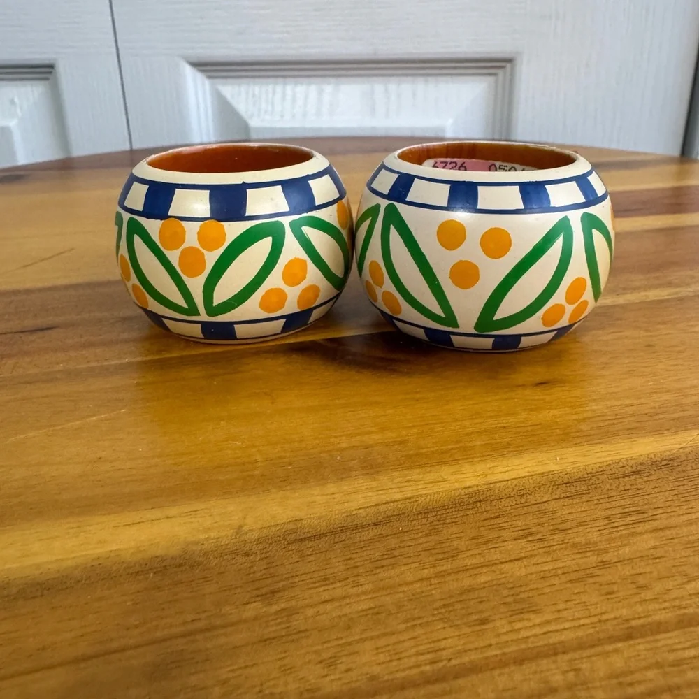 Vintage hand‎ painted floral wooden napkin rings set of 2